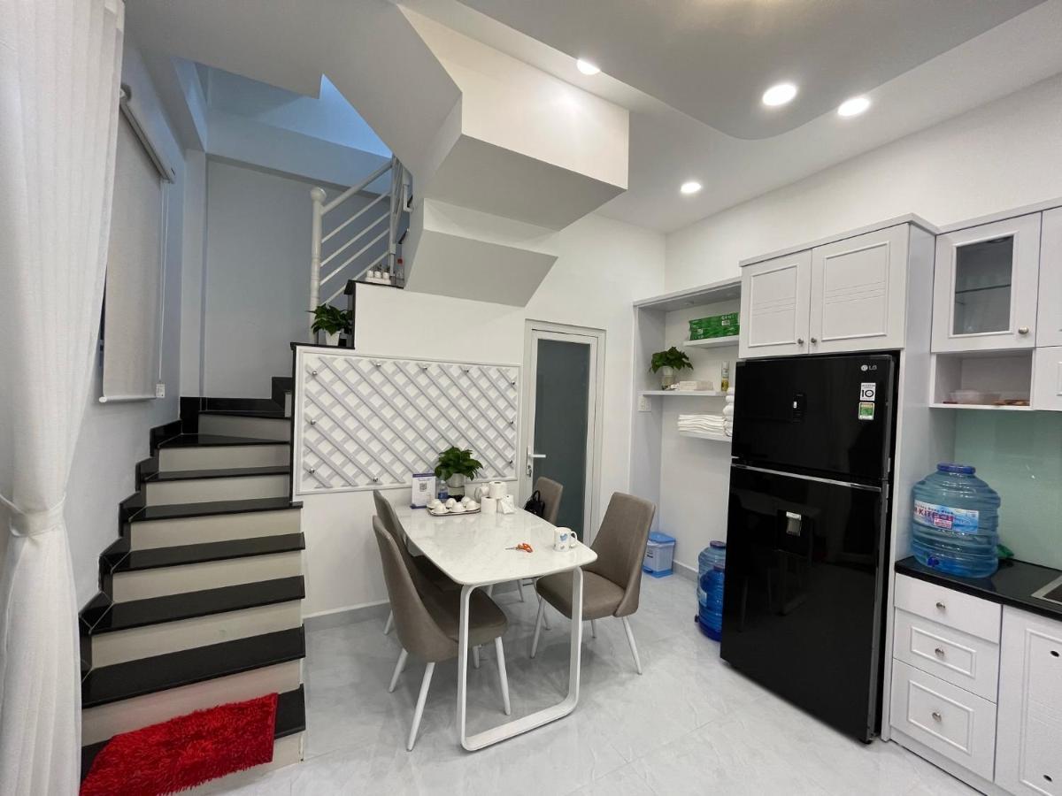 Vika Homestay Ho Chi Minh City Exterior photo
