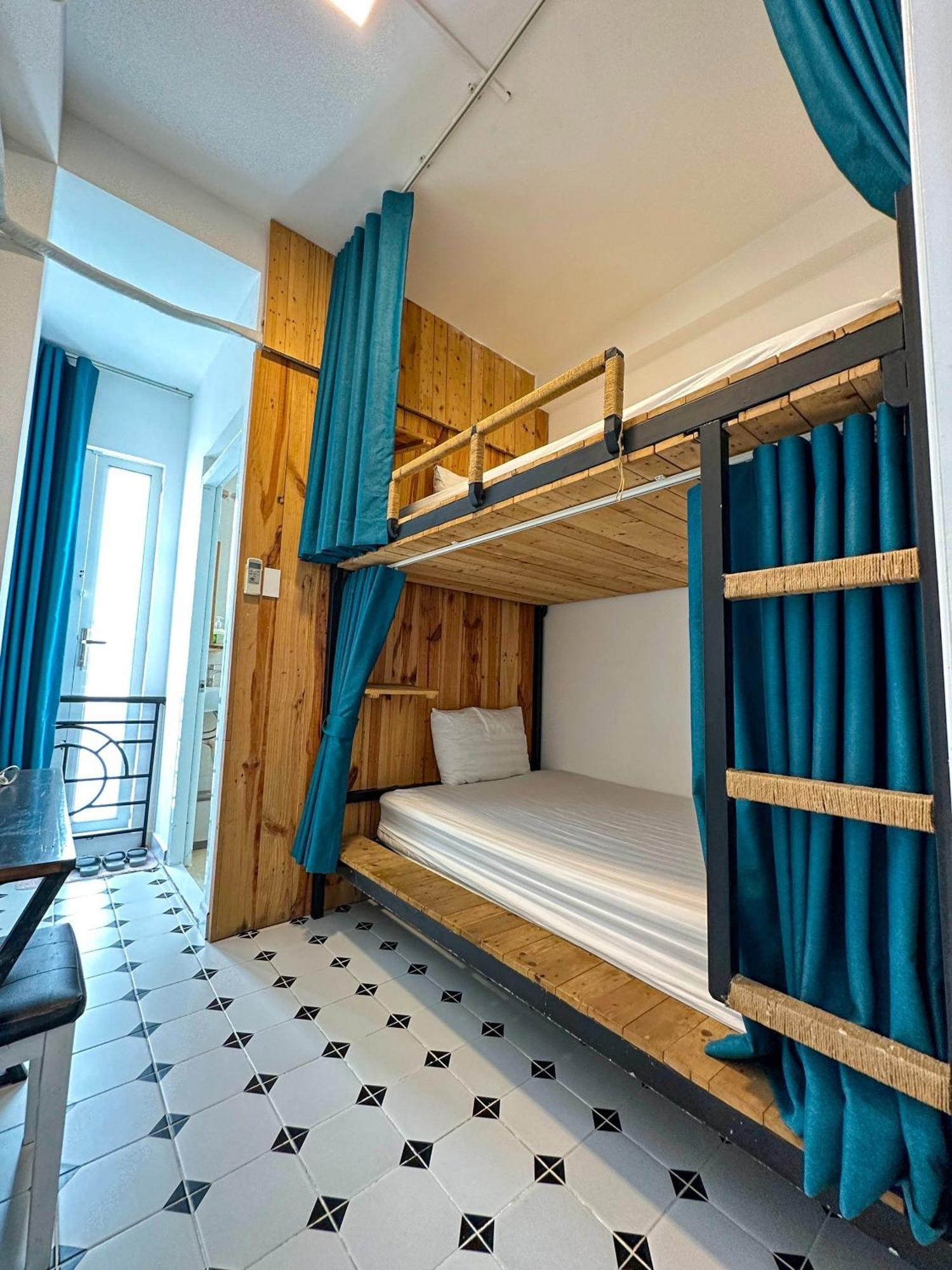 Vika Homestay Ho Chi Minh City Exterior photo