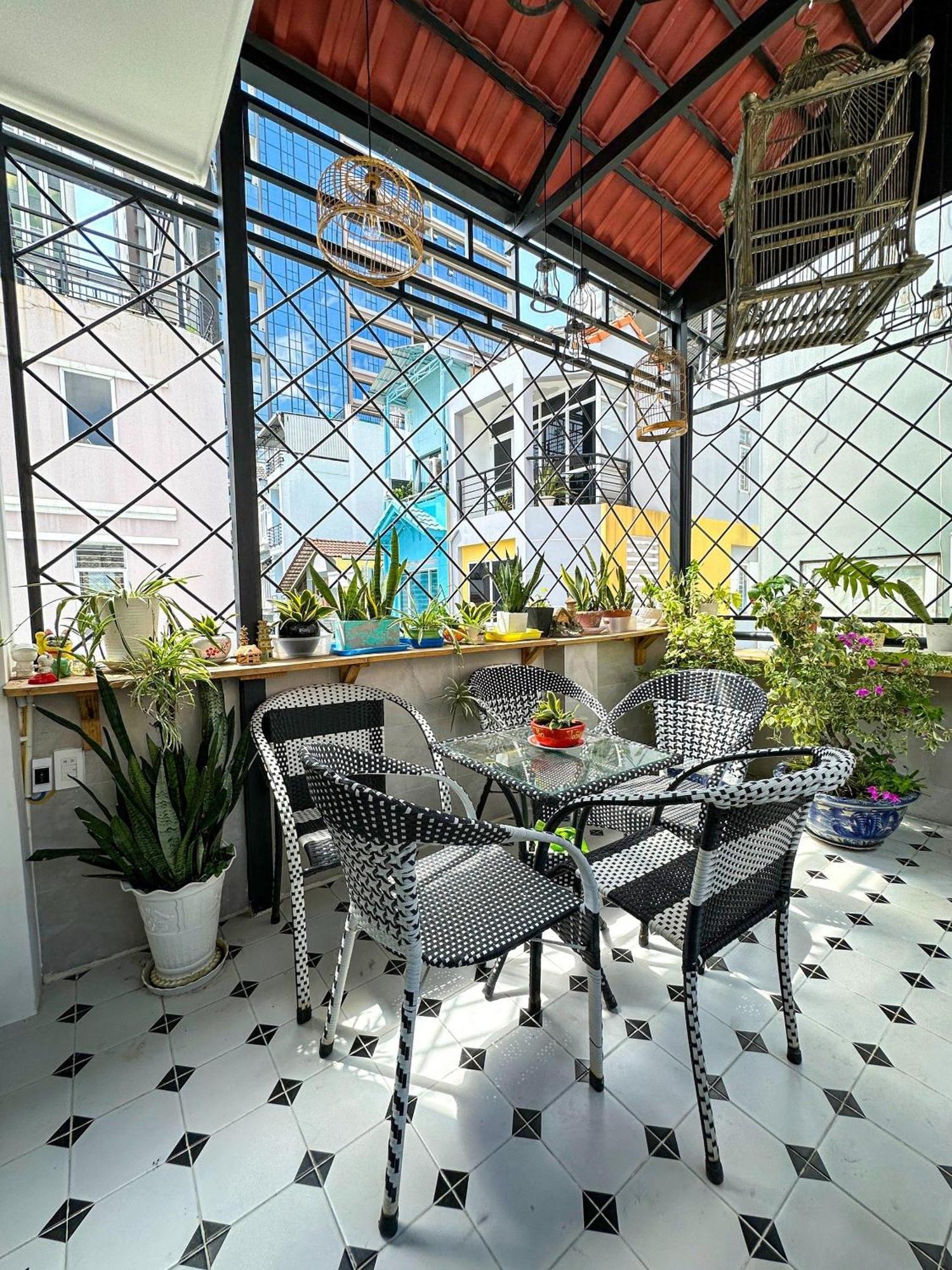 Vika Homestay Ho Chi Minh City Exterior photo